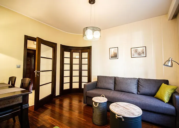 Plac Zbawiciela Elegant Apartment