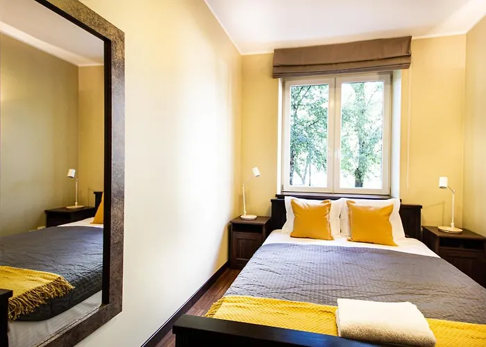 Plac Zbawiciela Elegant Apartment