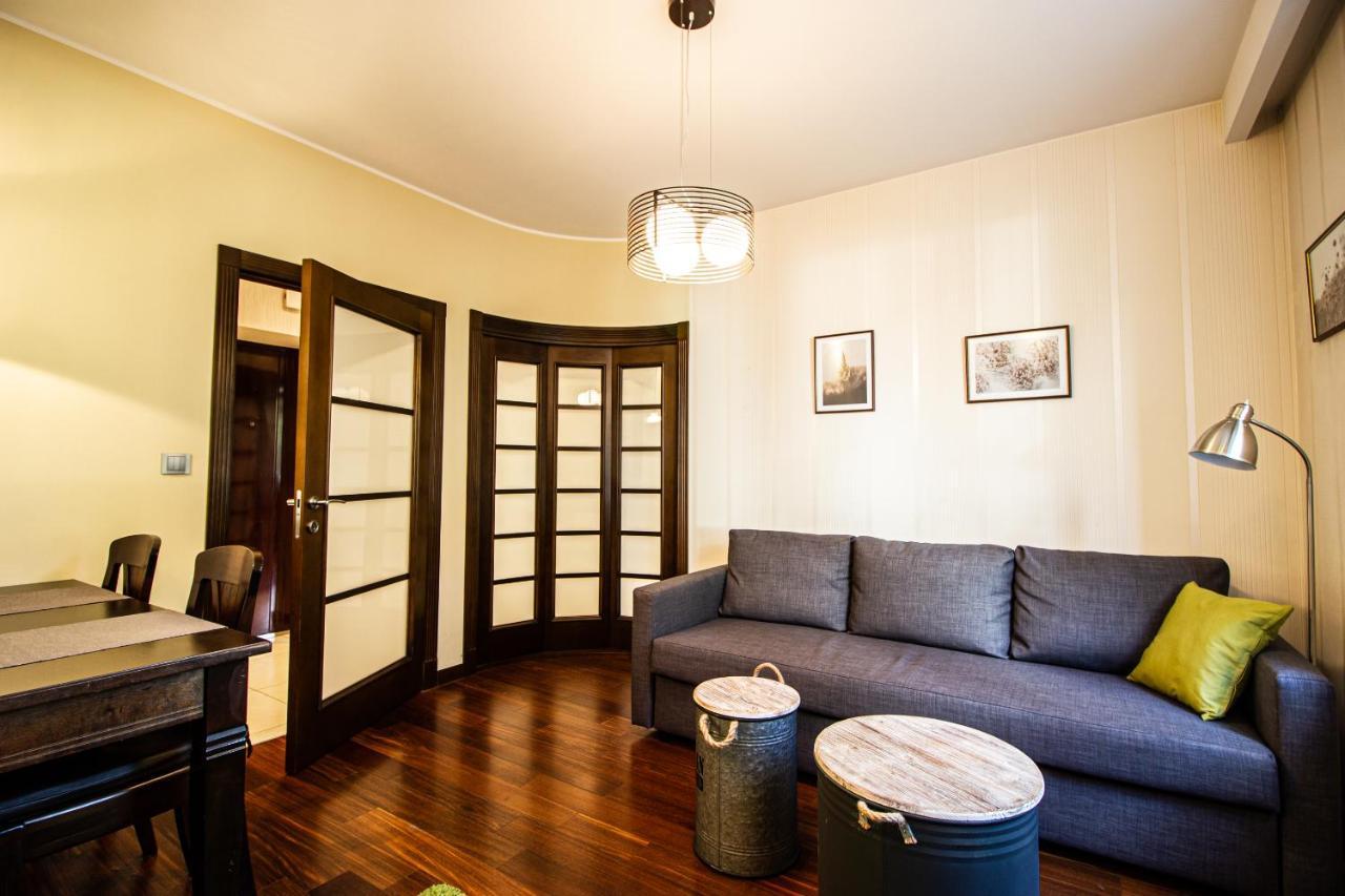 Plac Zbawiciela Elegant Apartment